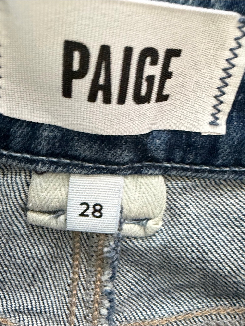 PAIGE Sasha Wide Leh Jeans - 34” inseam - Picture 4 of 4